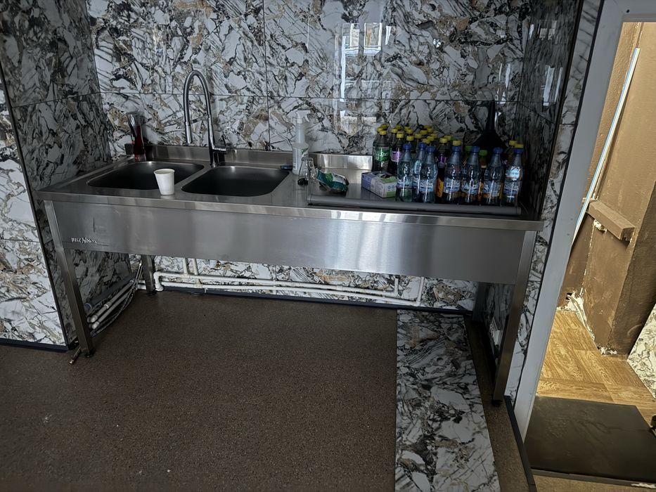 ,hota cu motor,chiuveta cu 2 cuve