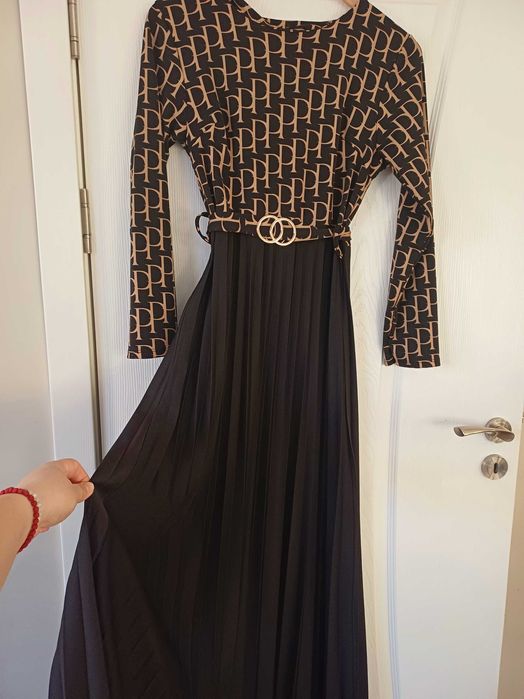 Дълга дамска рокля