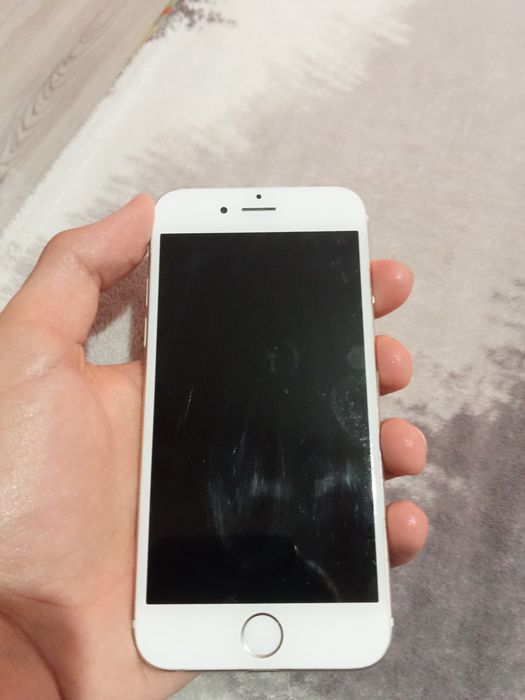 Vând iPhone 6 64 GB
