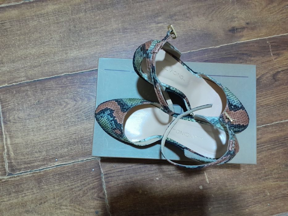 Продаются туфельки