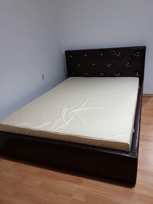 Pat tapitat + Saltea 1070 lei| Transport Gratuit