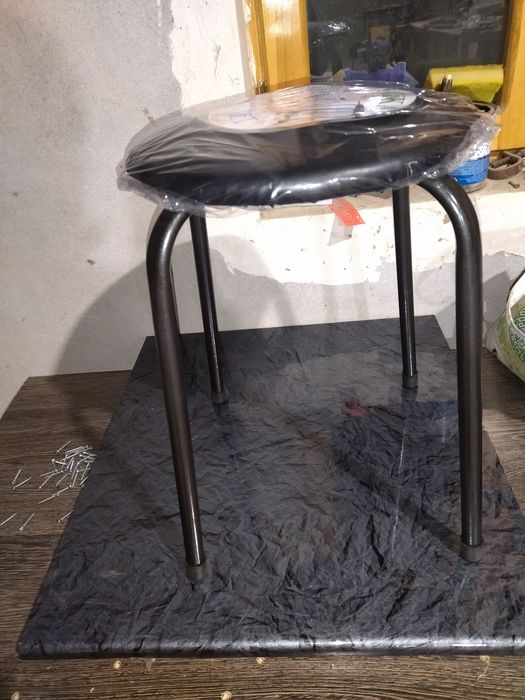 Табуретки для дома