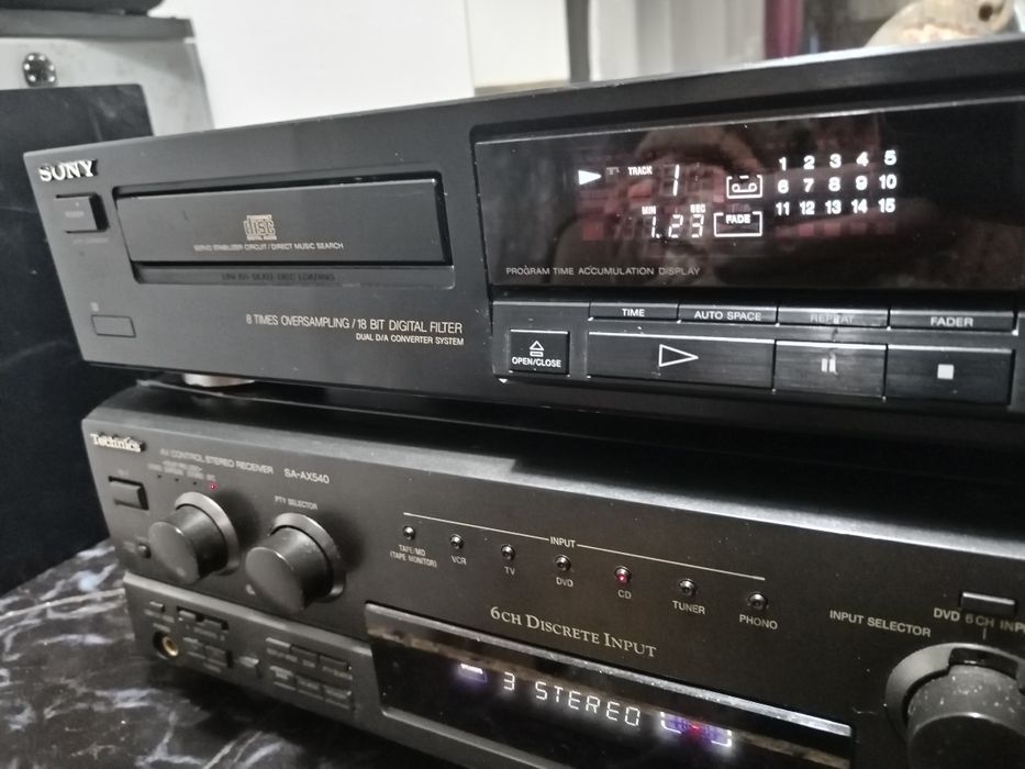 CD player deck Sony cdp-590