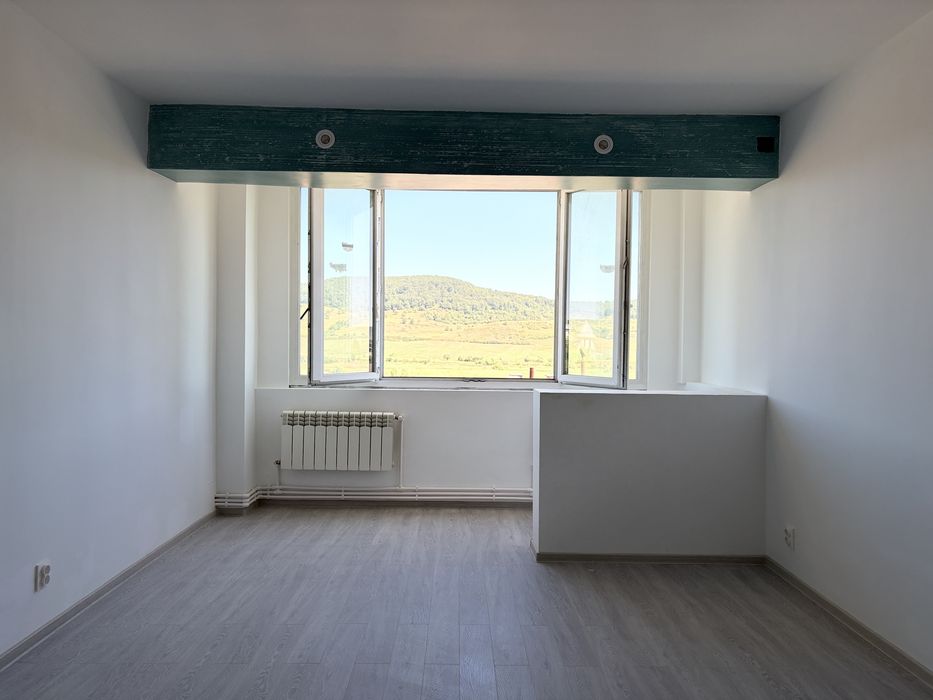 Apartament 3 camere/2026