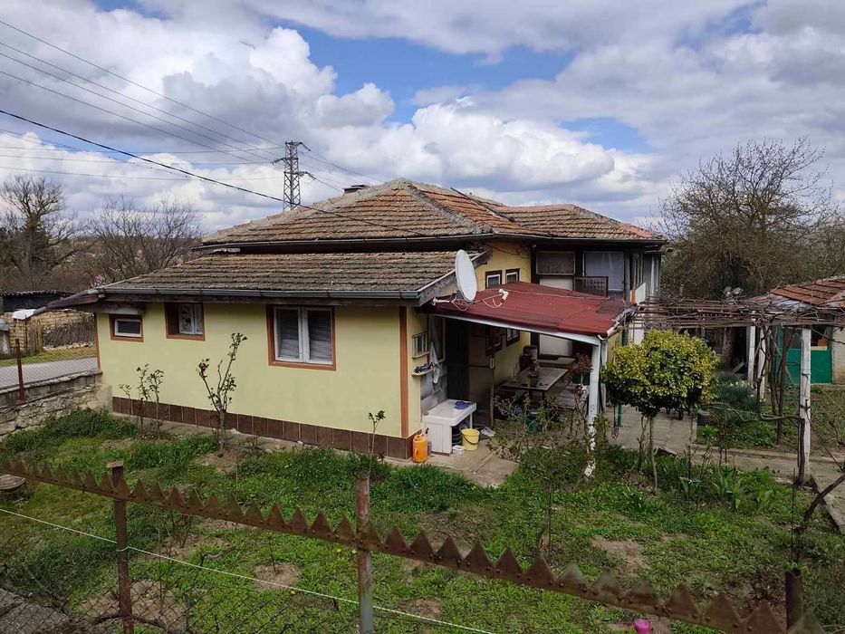 Продава се Къща в с. Владимирово, Област Добрич - 80 кв.м за 287 €/кв.м - Снимка #1