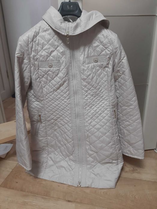 Куртки весенние женские