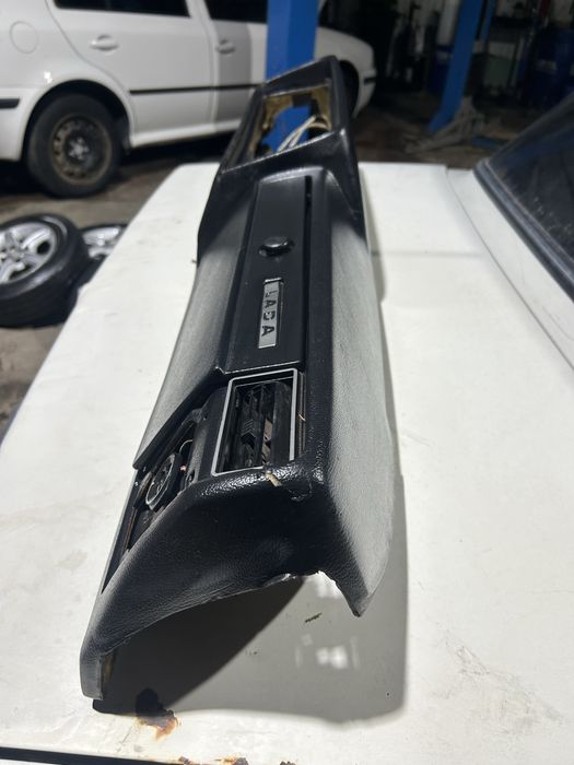 Панель приборов (Торпедо) ВАЗ 2107