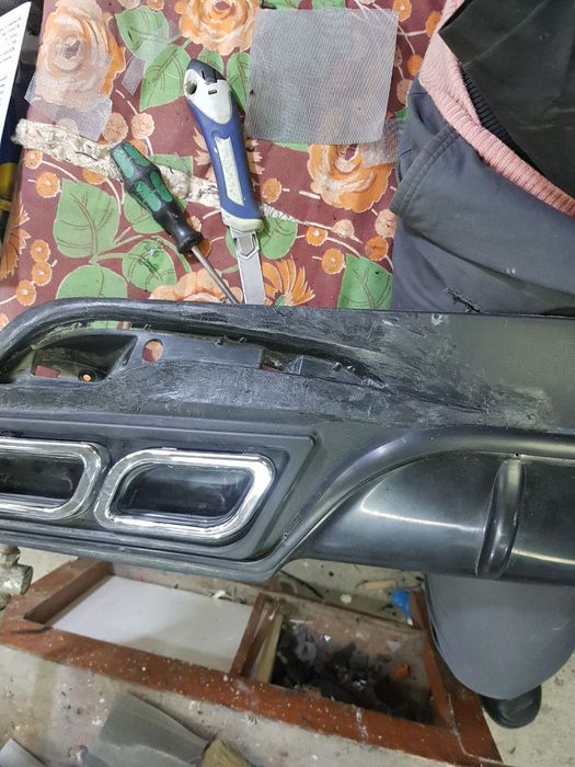 Spark orqa yubka sotiladi