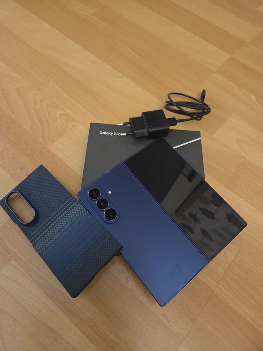 Galaxy Z Fold7 + кутия + зарядно + 36 месеца Гаранция