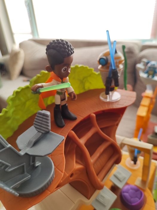 Стар Уърс Малките Джедаи Hasbro Star Wars Young Jedi Adventure Храмът