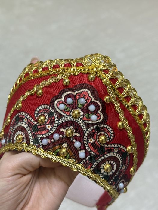 Кокошник русский народный