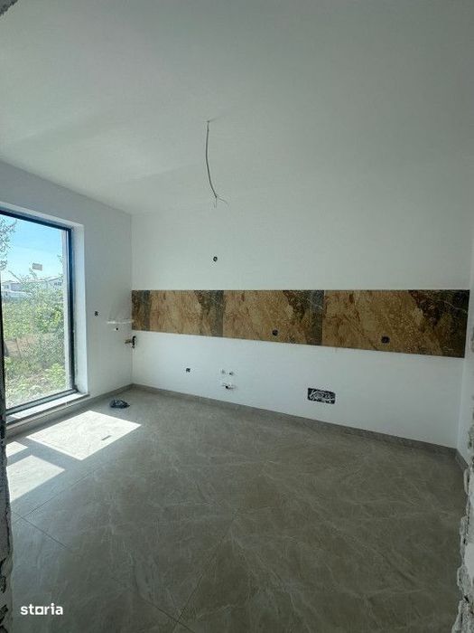 Vanzare Vila Individuala/Cristalului/5 camere id nr 54