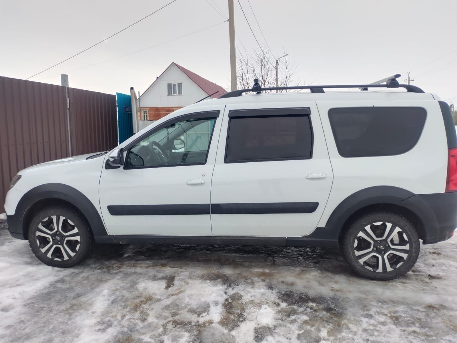 чехлы lada largus - Легковые автомобили - OLX.kz