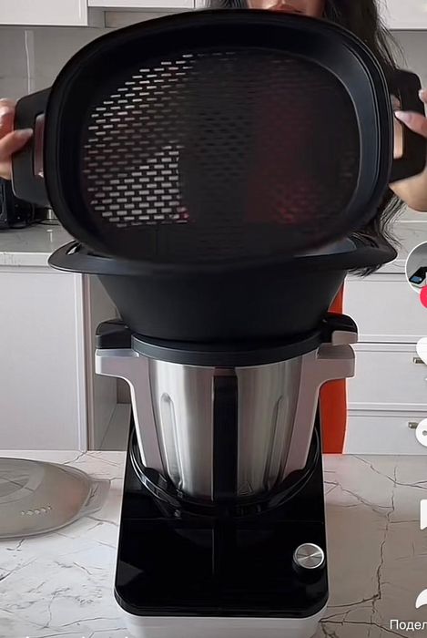 Кухонный комбаин.термокукер