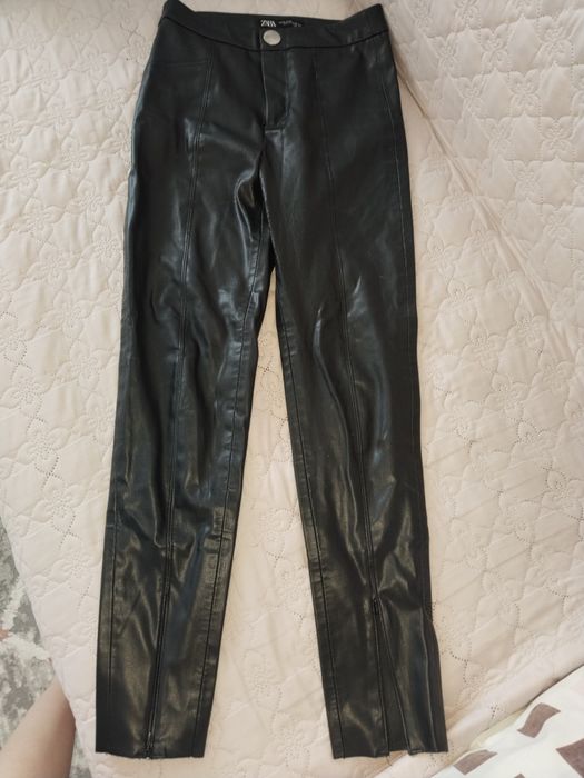 Кожаные брюки от ZARA