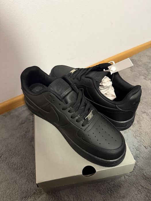 Adidași Nike Air Force 1