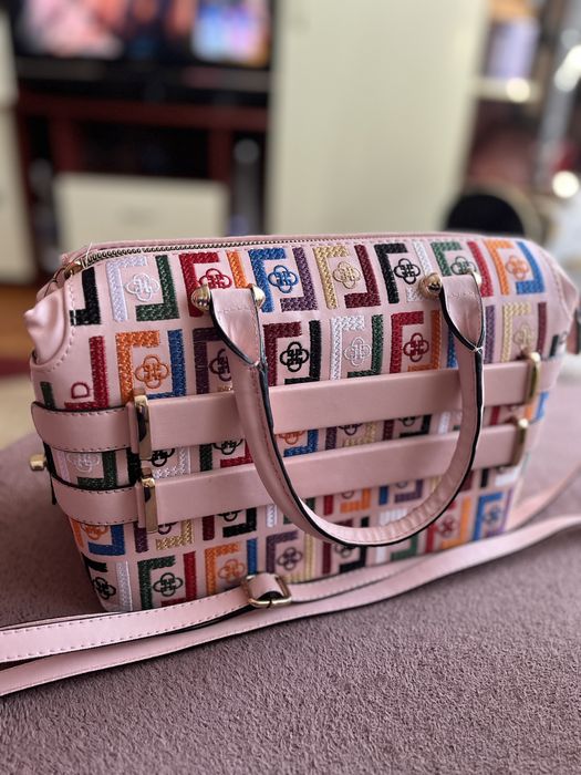 Дамска ежедневна чанта тип куфарче