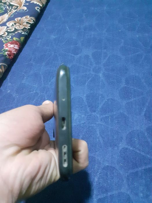 Redmi 9A sotiladi checol qoʻshib beriladi