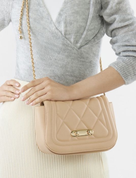 Нова дамска чанта. Нова дамска раница Mexx