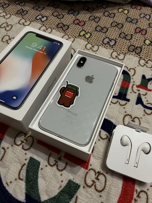 iPhone X торг отличное состояние