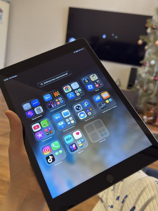 Продам iPad 9 поколения