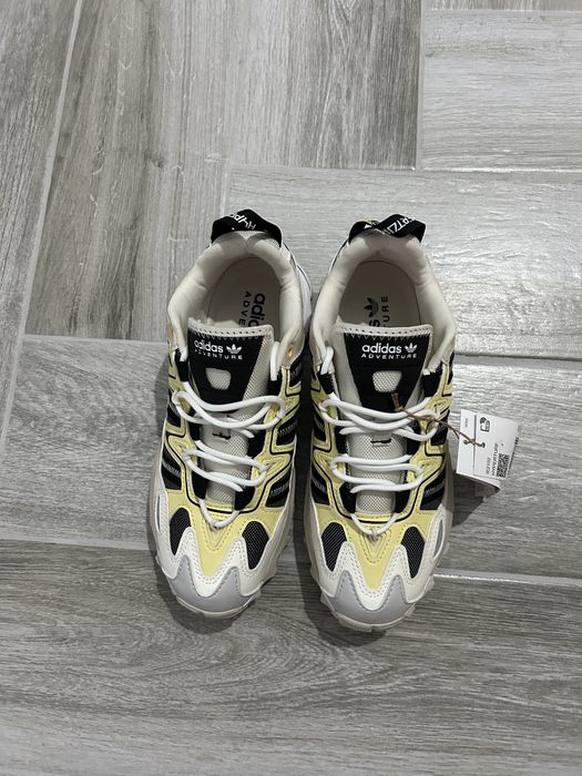 Adidas Hyperturff IE2012