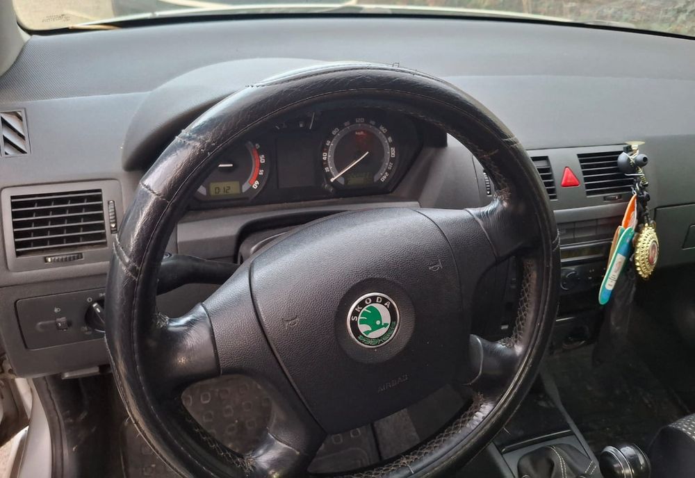 Vând  Skoda Fabia