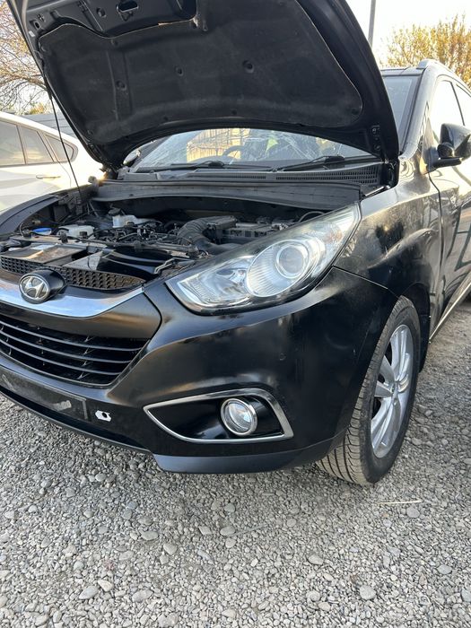 Aripă stânga față Hyundai iX 35 2.0 Crdi 2012