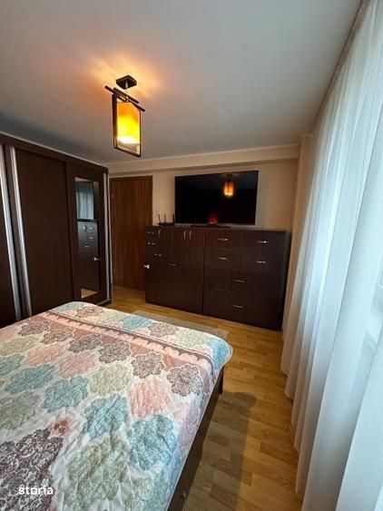 Apartament 3 camere, Virtuții, etaj 12, parcare
