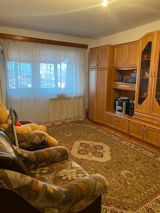 Apartament 3 camere Crihala etaj 4