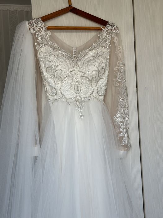 Роскошное свадебное платье