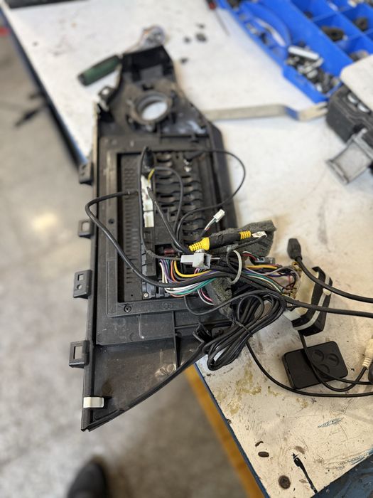 Продам магнитоллу планшет ! Андройд