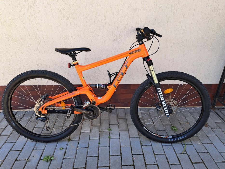 Bicicleta GT Verb full suspension