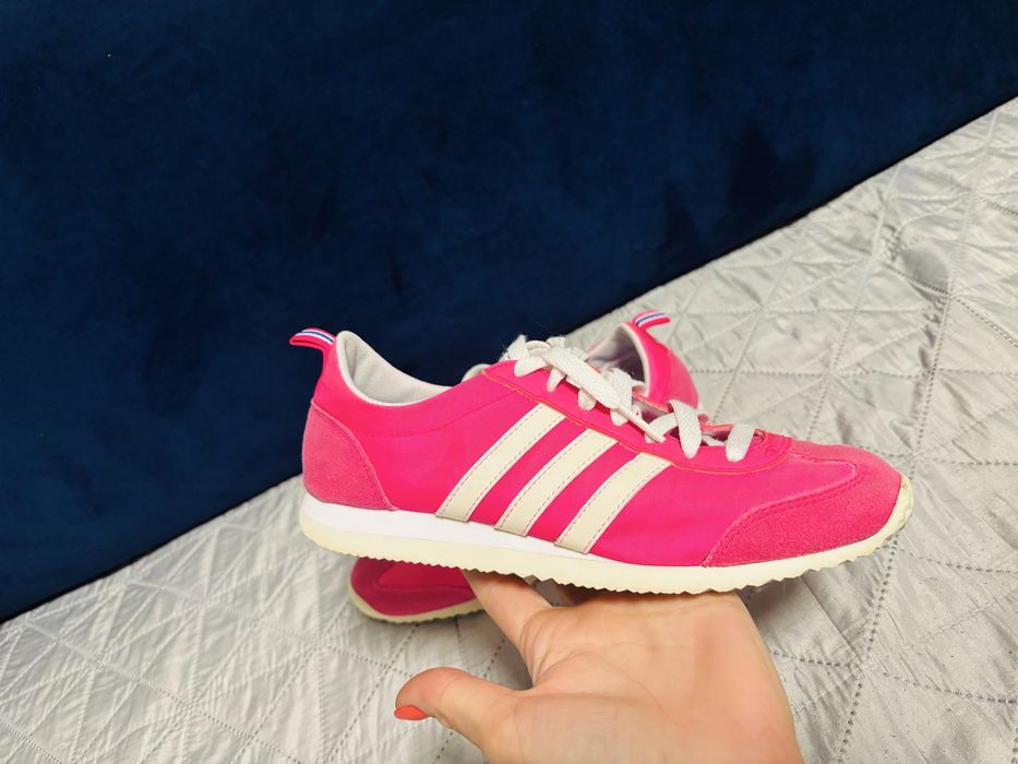 Маратонки adidas