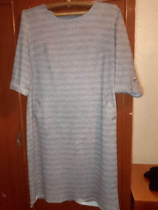 Продам платья разных размеров