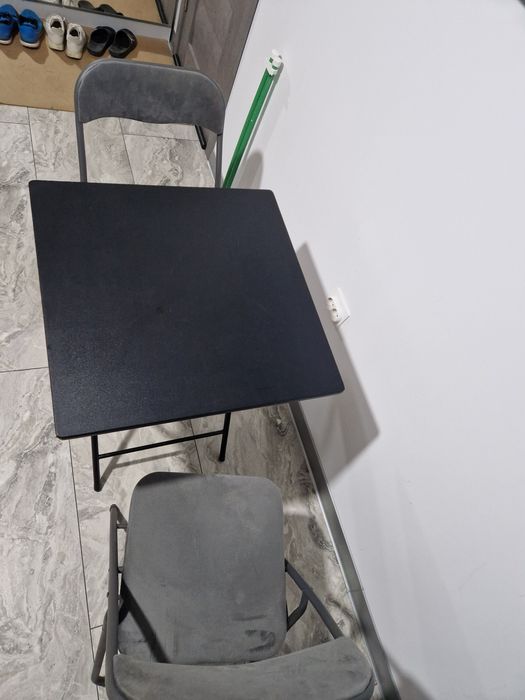 Set Masa + Scaue tapitate PLIABILE