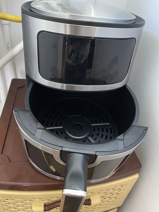 Vand friteuza cu aer cald