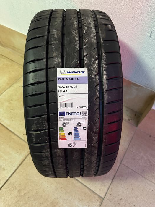 265/40/20 Michelin pilot Sport 4