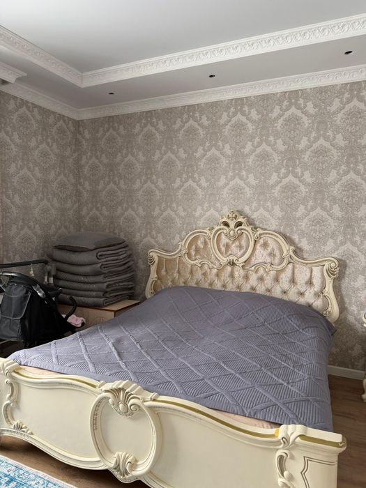 кровать продам в отличном состоянии