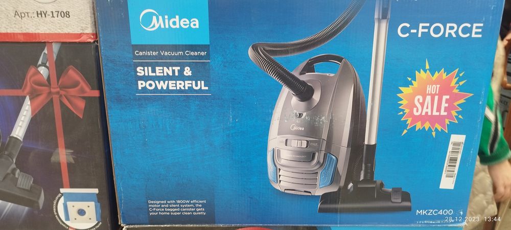 Plisos Xolati A'lo Yetkazib berish xizmatiyam bor