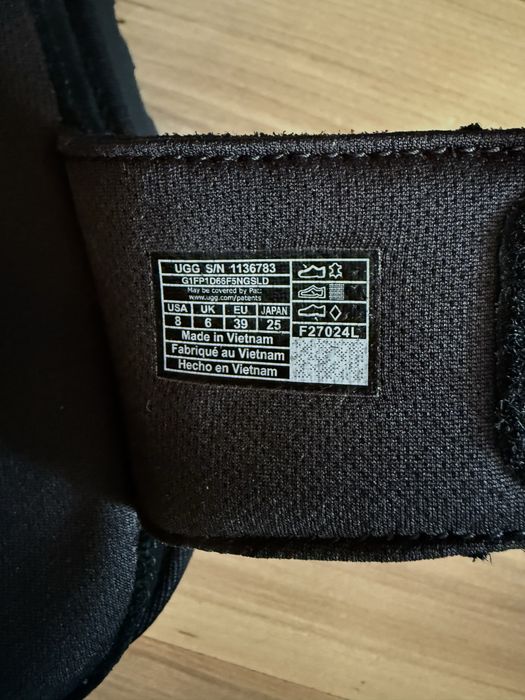 Ugg сандали 39 номер
