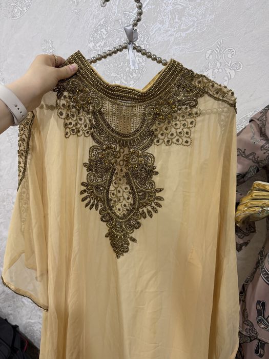 Abaya.
