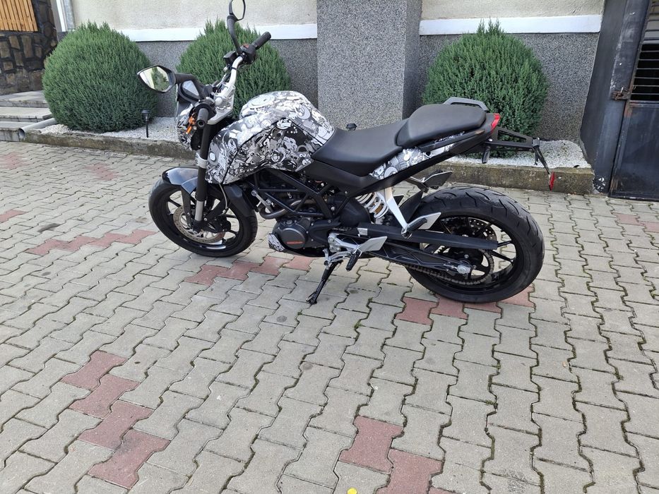 KTM DUKE 125 2016