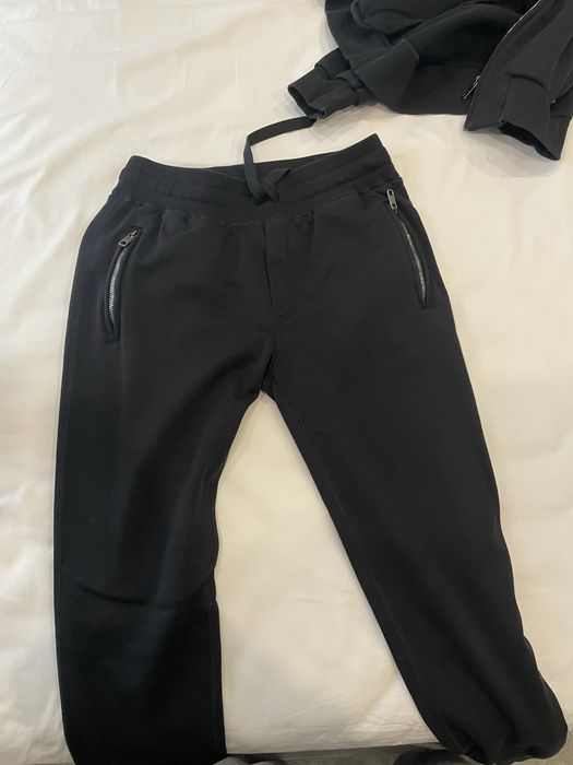 Vand trening original Dolce Gabana. Marimea 46-48. M-L.