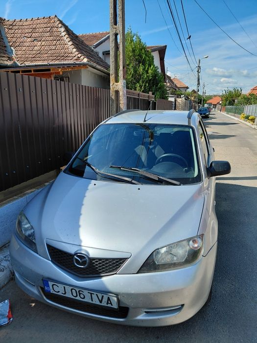 Vând Mazda 2 1.4 68 CP 2003