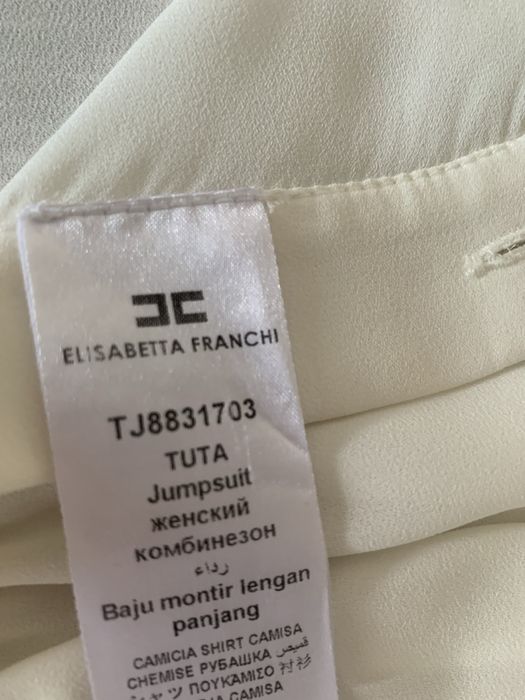 Продаю женский комбинезон