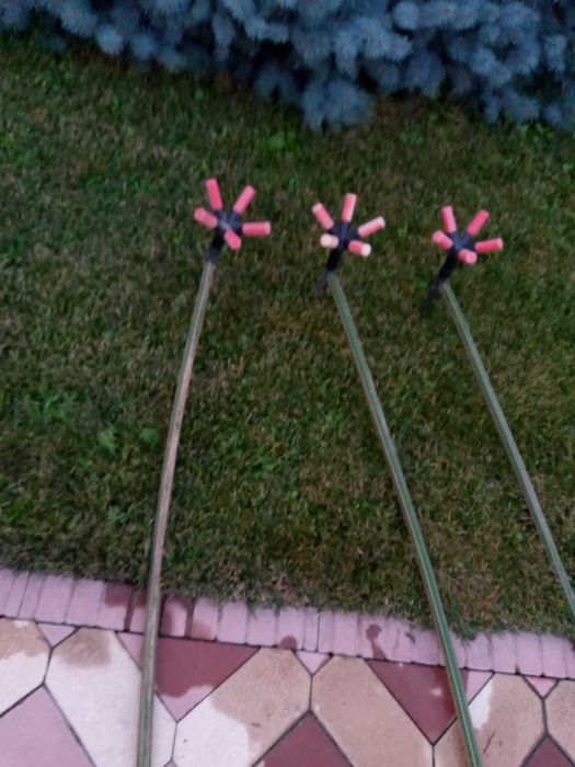 Разбрызгиватели для полива Б/У рабочие 2шт и на запчасти 1шт