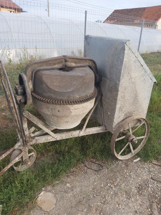 Betoniera cu motor 380 V 300 L