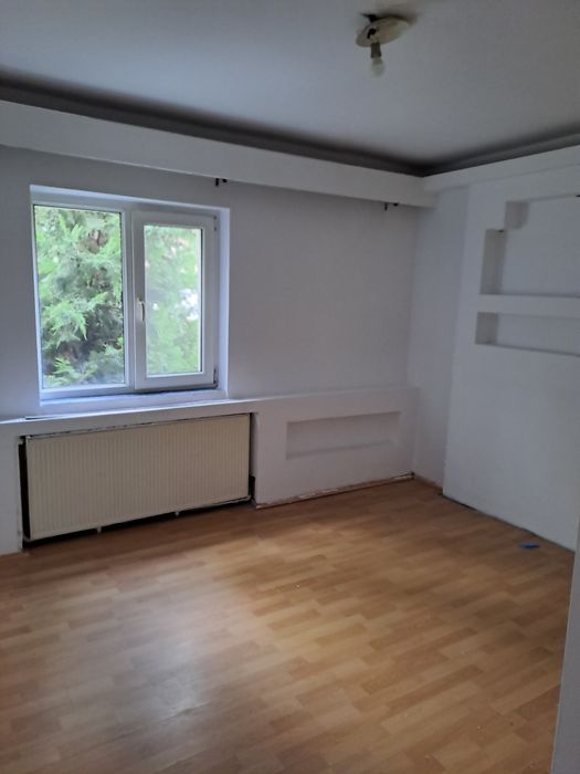 Apartament 4 camere Bragadiru centru