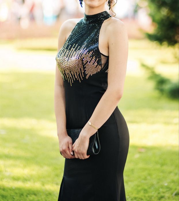 Официална рокля